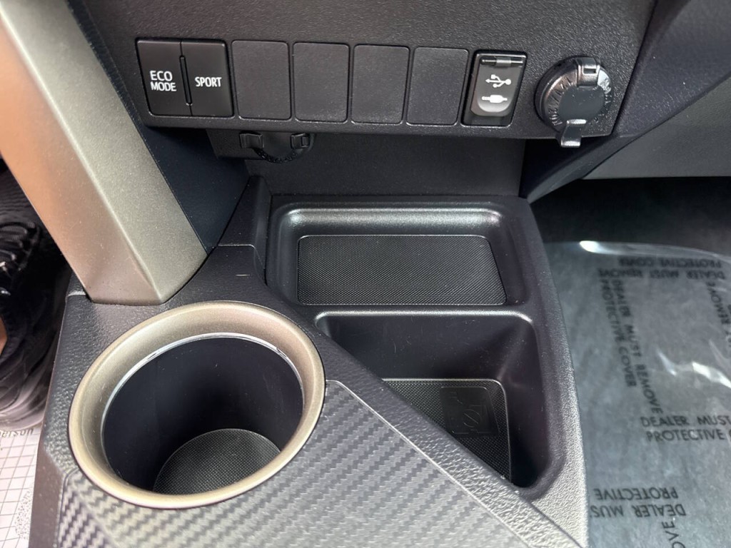 2014 Toyota Rav4 Image 22
