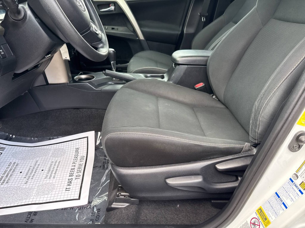 2014 Toyota Rav4 Image 28
