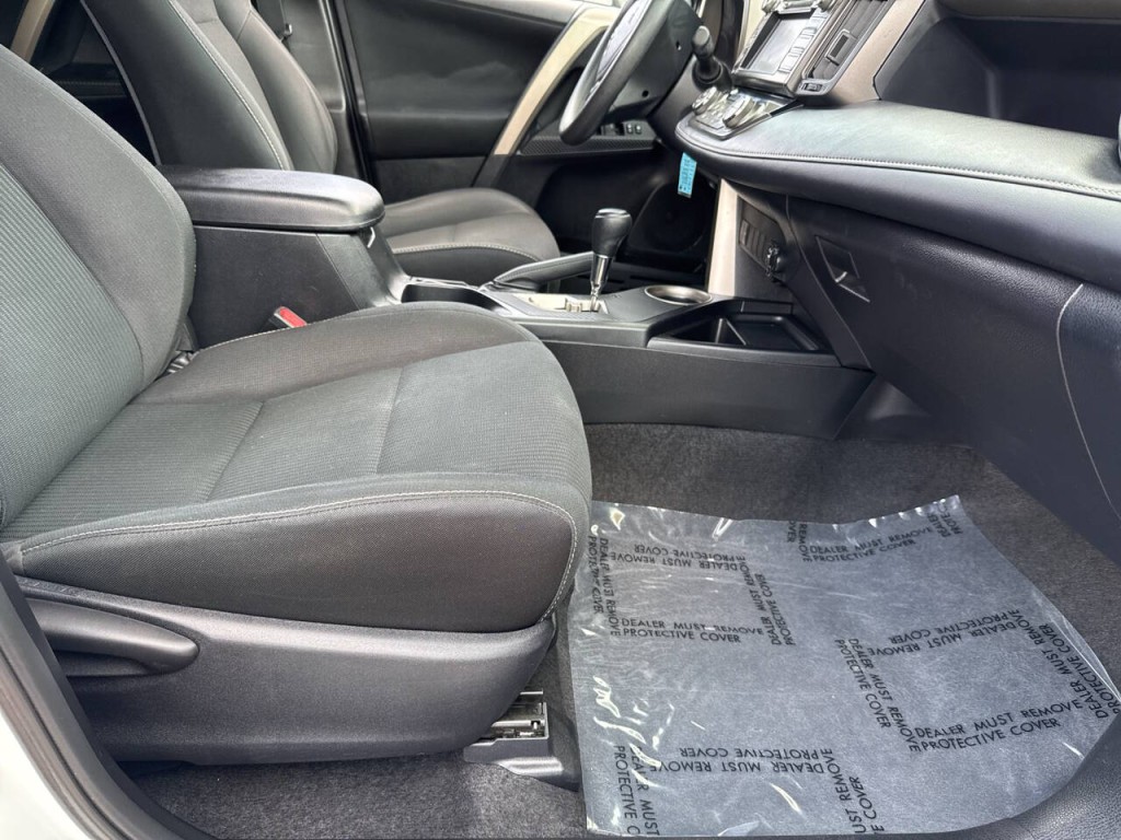 2014 Toyota Rav4 Image 31