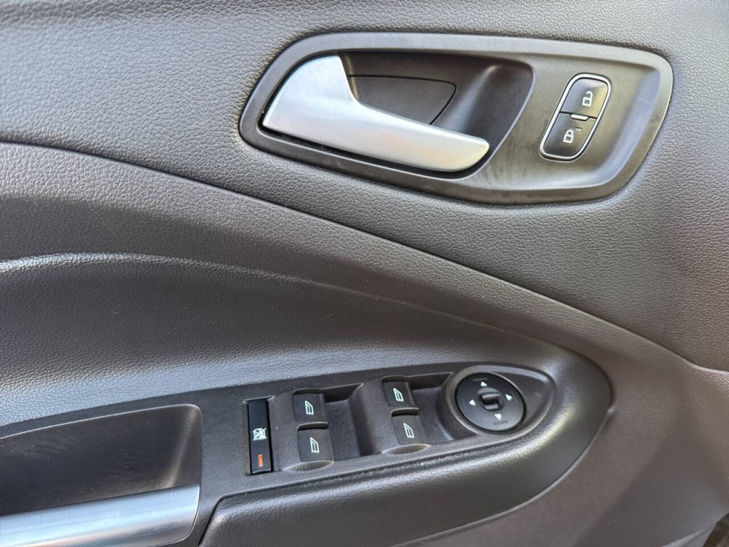 2018 Ford Escape Image 17
