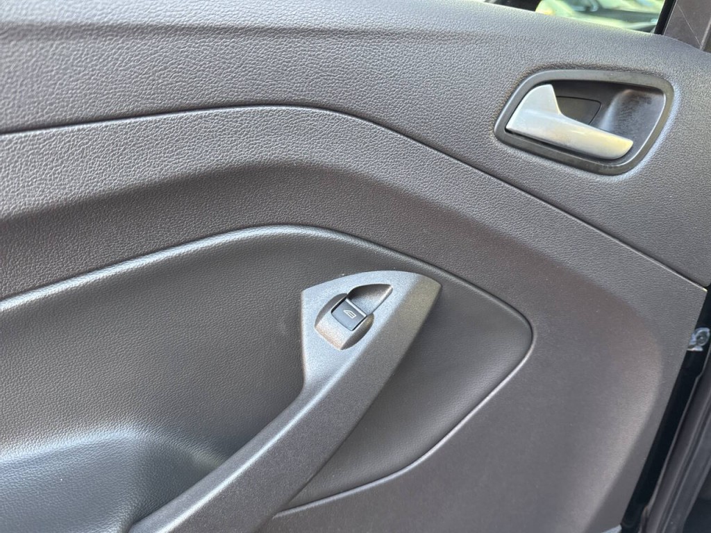 2018 Ford Escape Image 18