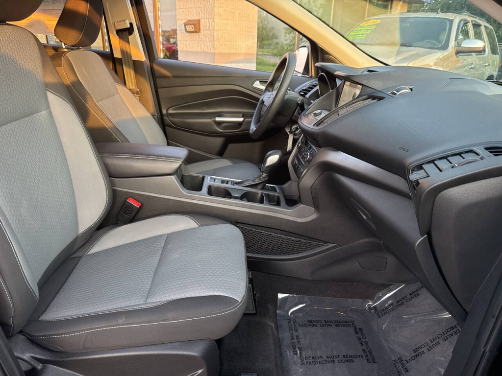 2018 Ford Escape Image 35