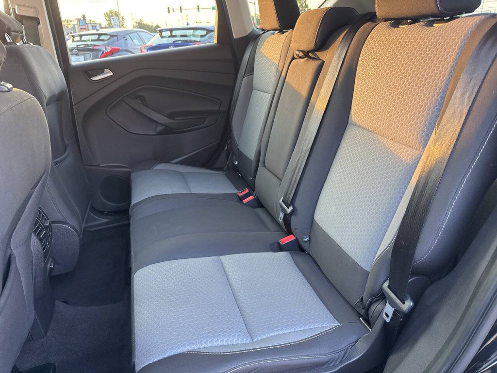 2018 Ford Escape Image 38