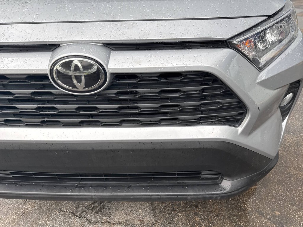 2019 Toyota Rav4 Image 8