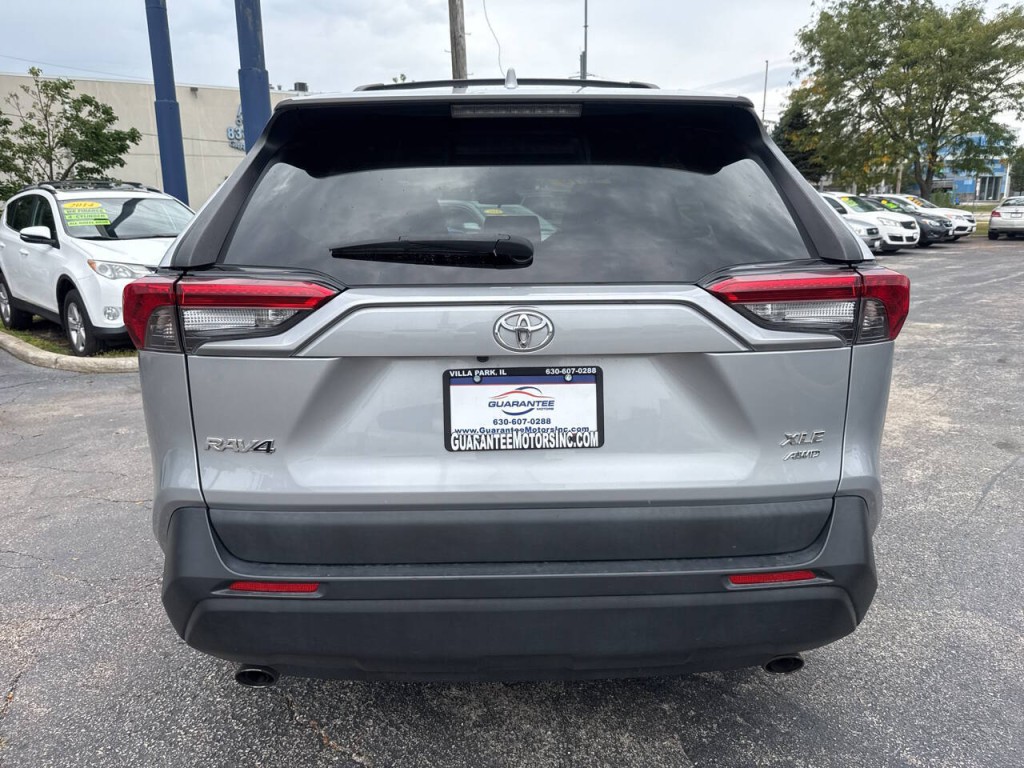 2019 Toyota Rav4 Image 8