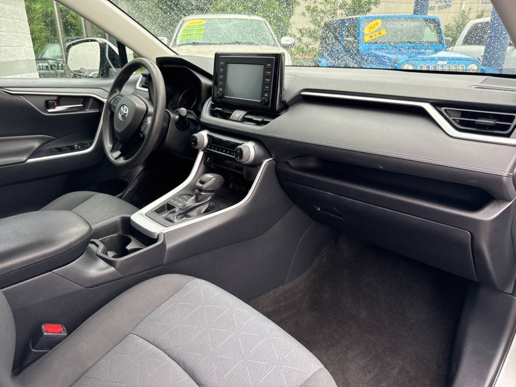 2019 Toyota Rav4 Image 41