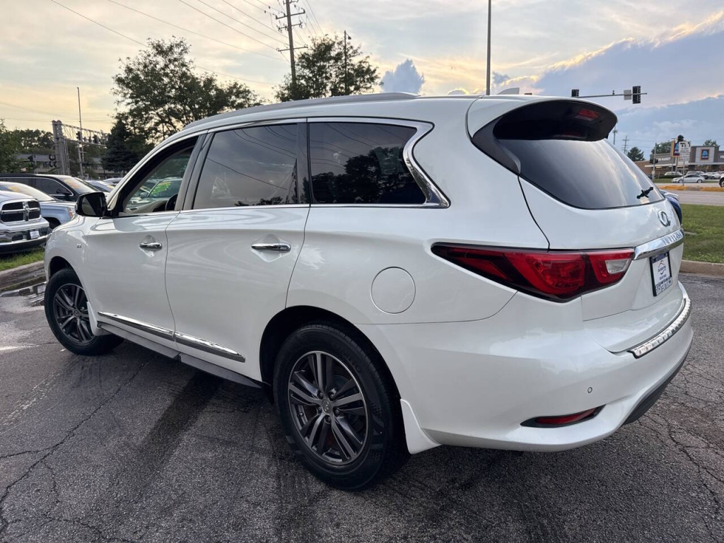 2016 INFINITI QX60 Image 4