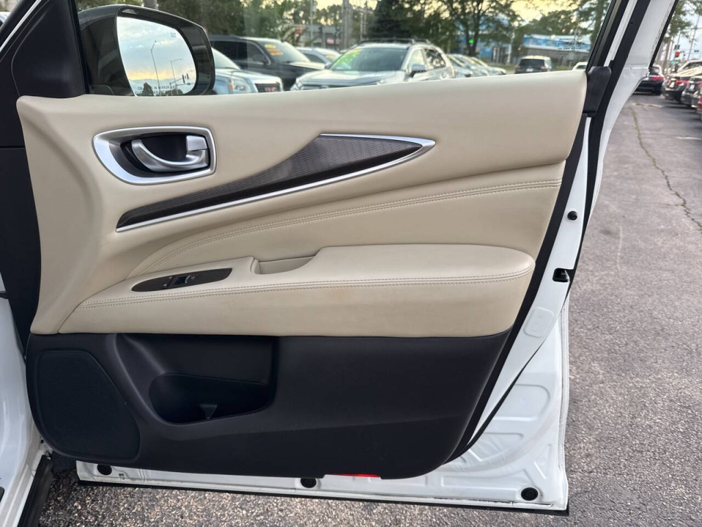 2016 INFINITI QX60 Image 14