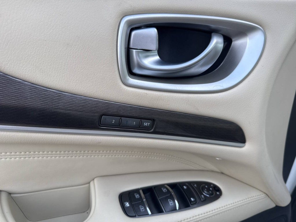 2016 INFINITI QX60 Image 15