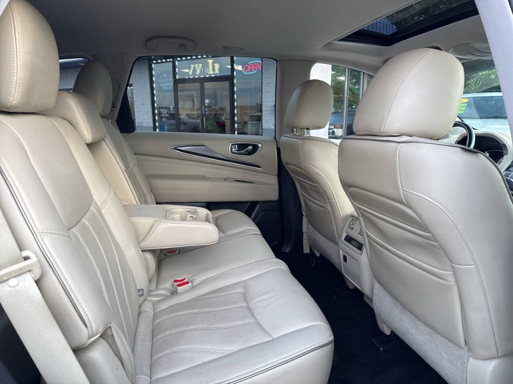 2016 INFINITI QX60 Image 41