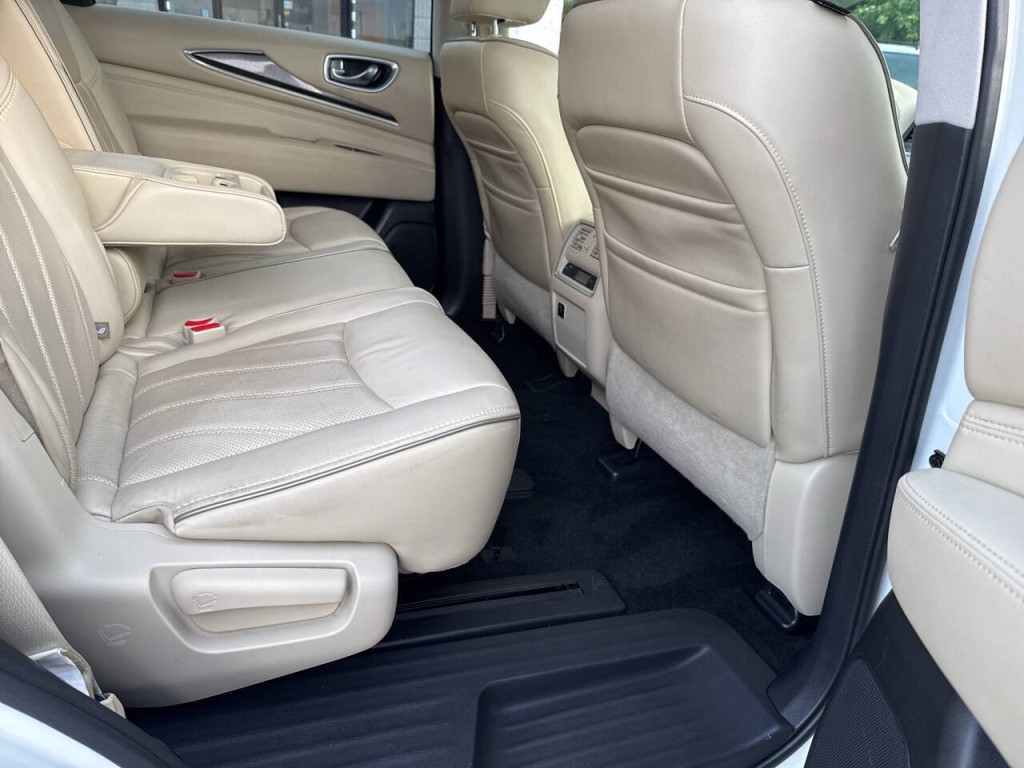 2016 INFINITI QX60 Image 42