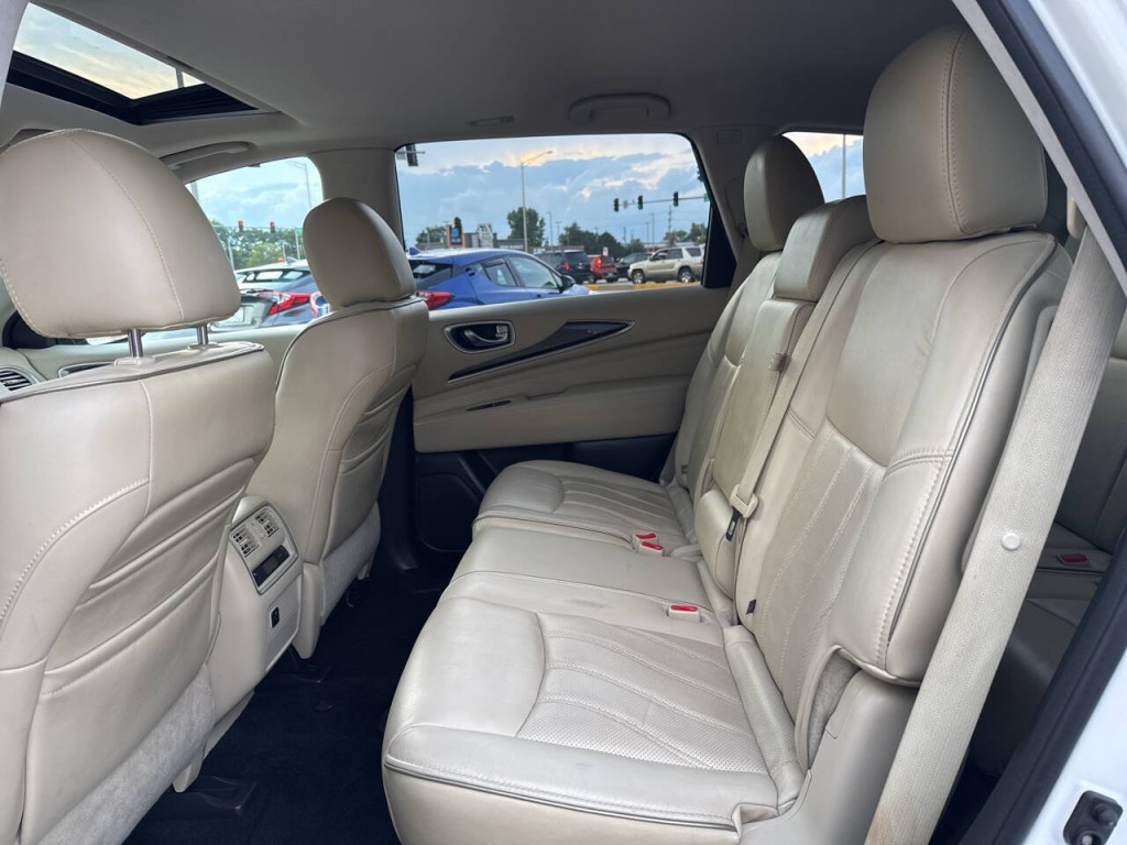 2016 INFINITI QX60 Image 43