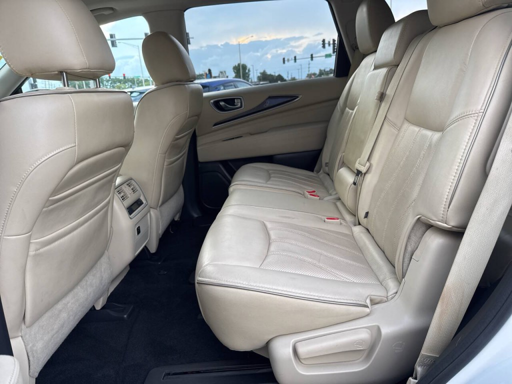 2016 INFINITI QX60 Image 45
