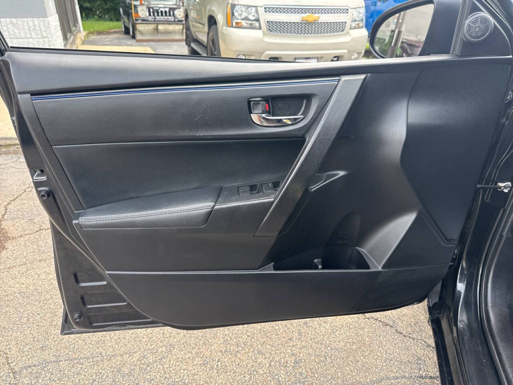 2019 Toyota Corolla Image 14
