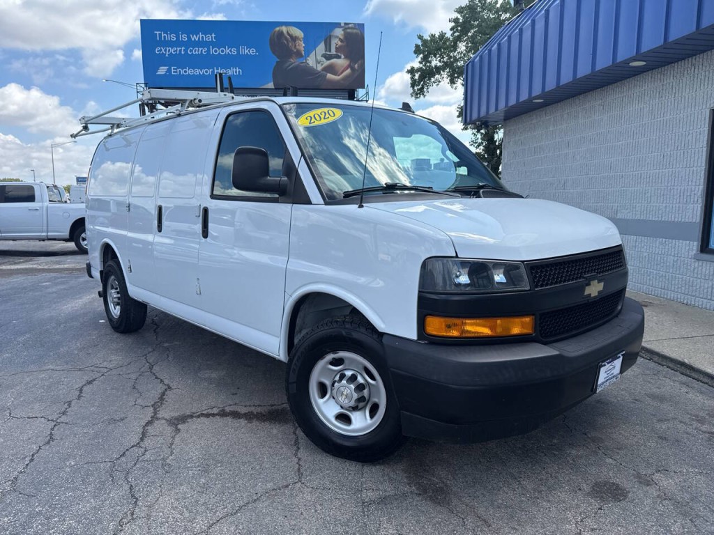 2020 Chevrolet Express Image 4
