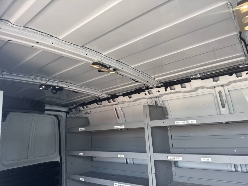 2020 Chevrolet Express Image 38