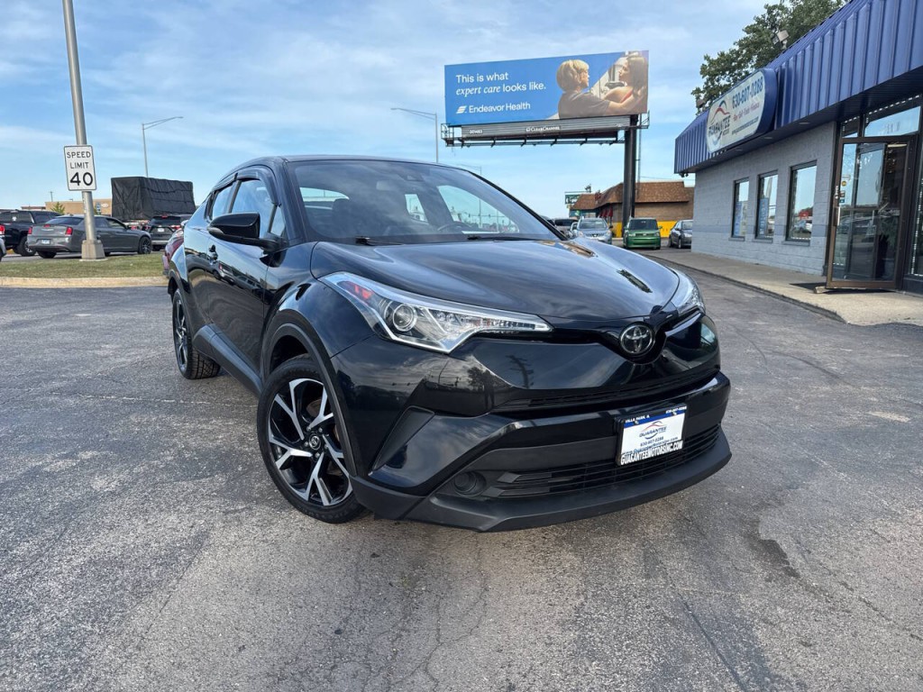 2018 Toyota C-HR Image 2