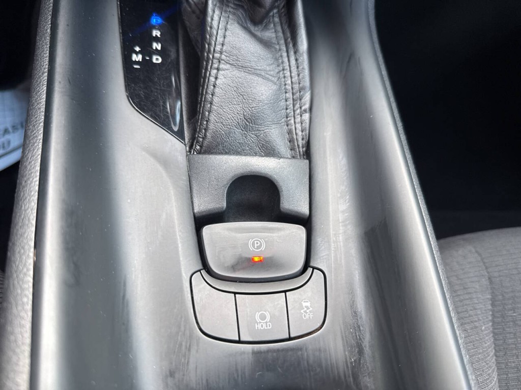 2018 Toyota C-HR Image 21