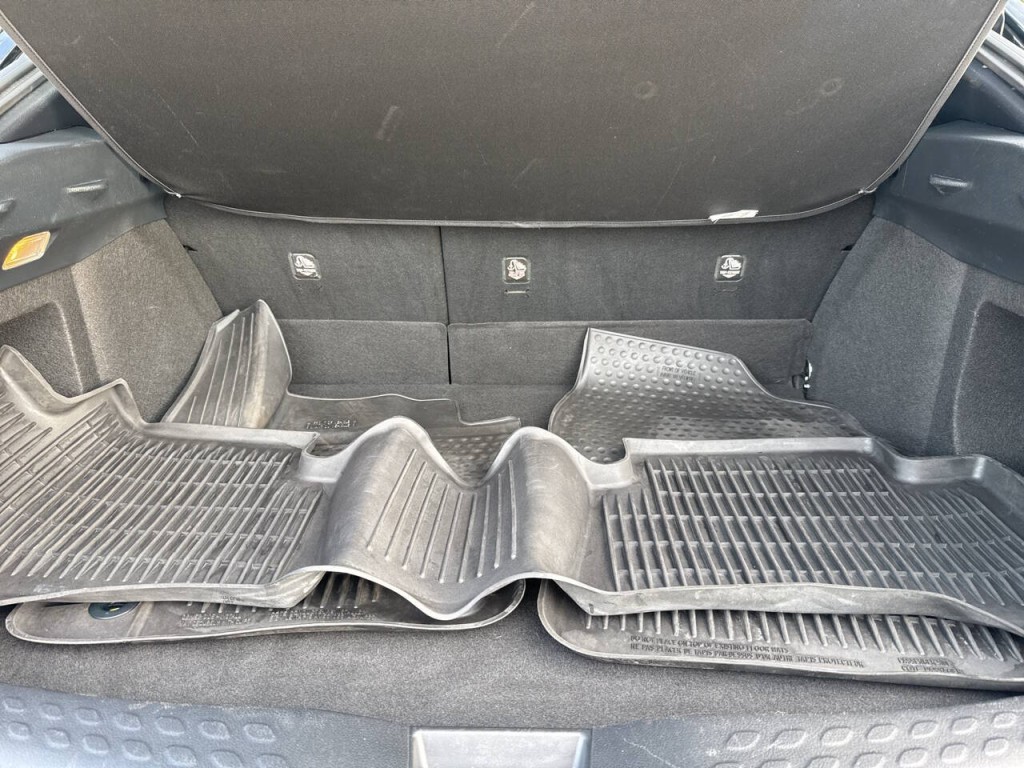 2018 Toyota C-HR Image 42