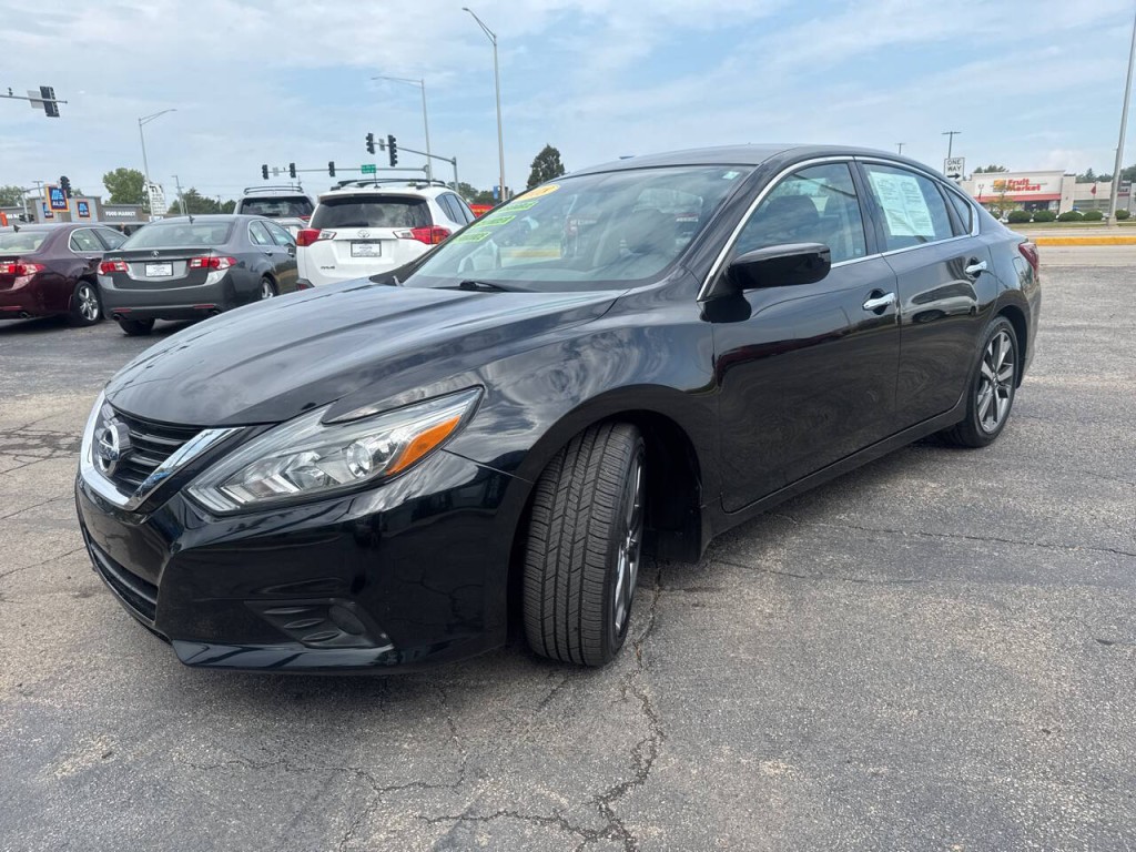 2018 Nissan Altima Image 3