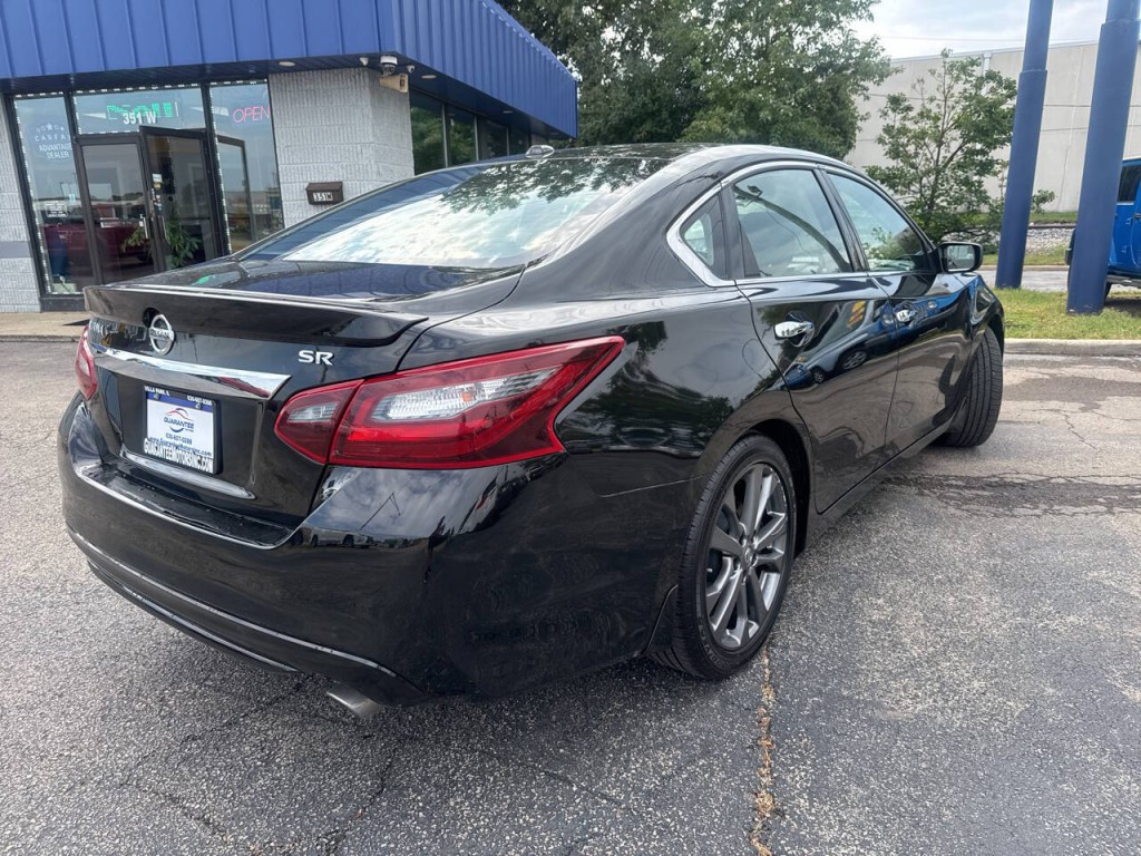 2018 Nissan Altima Image 6