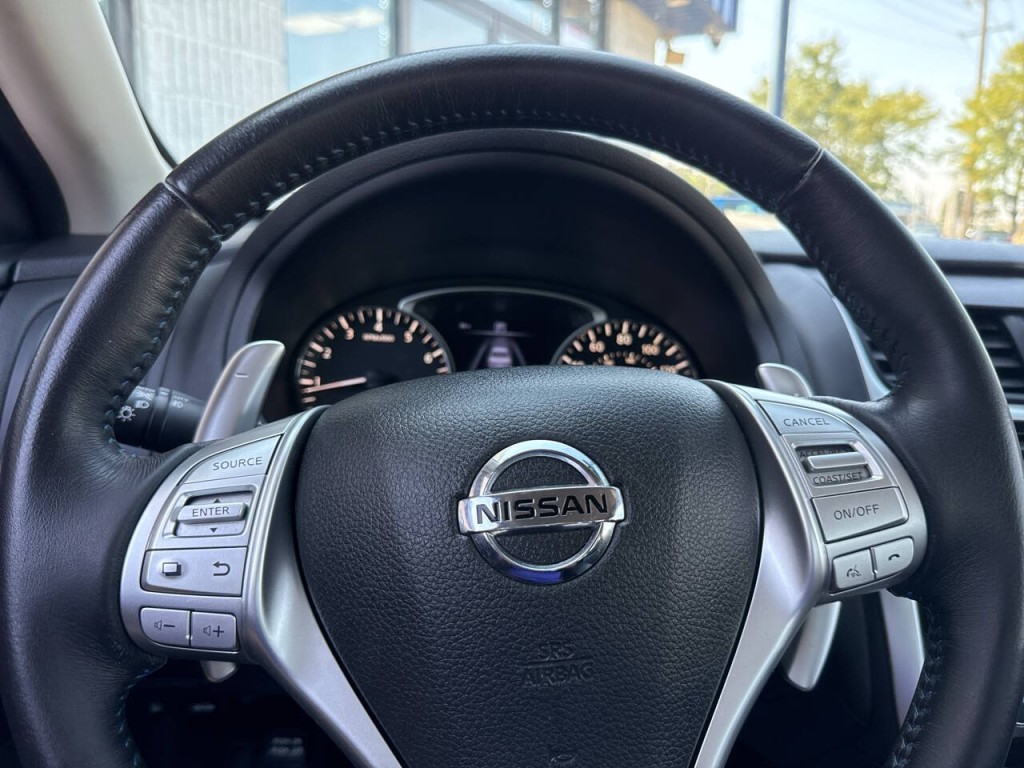 2018 Nissan Altima Image 17