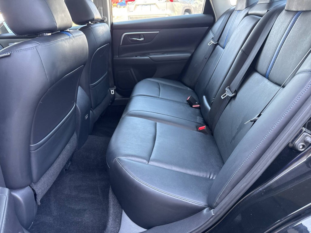 2018 Nissan Altima Image 33