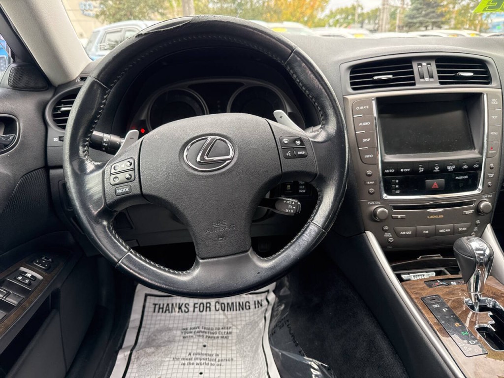 2009 Lexus IS 250 Image 16