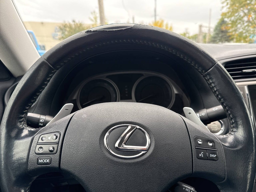 2009 Lexus IS 250 Image 17