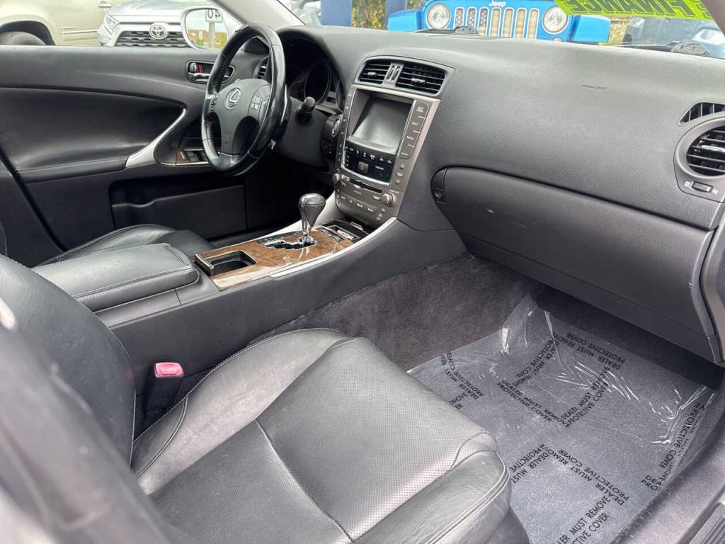 2009 Lexus IS 250 Image 37