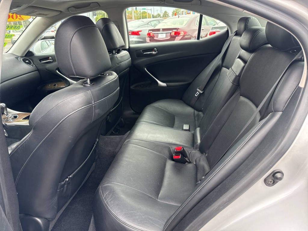 2009 Lexus IS 250 Image 38