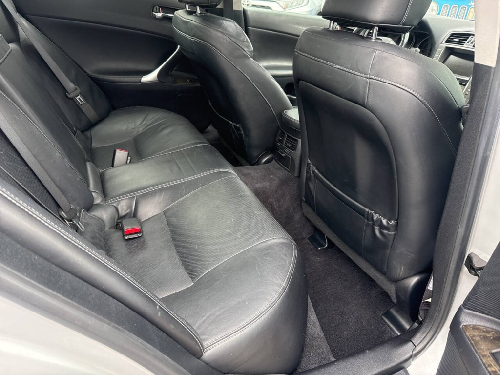 2009 Lexus IS 250 Image 40