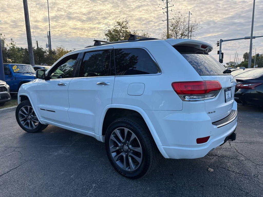 2017 Jeep Grand Cherokee Image 4