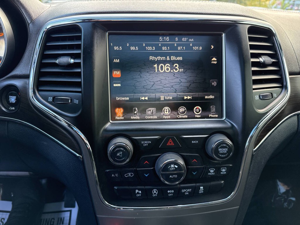2017 Jeep Grand Cherokee Image 24