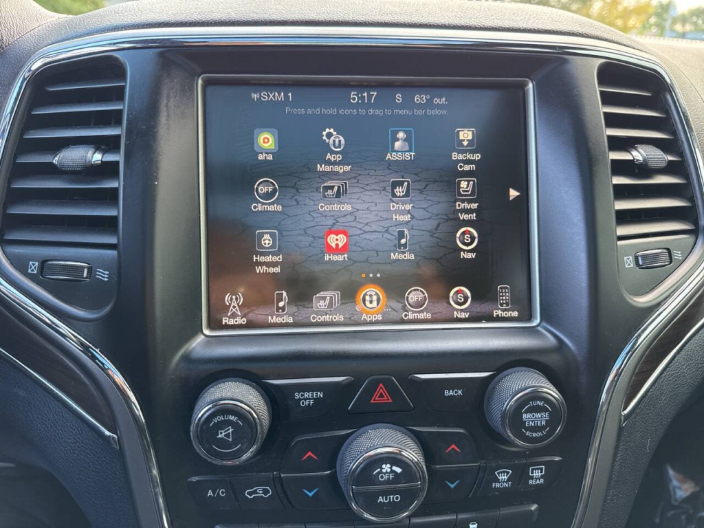 2017 Jeep Grand Cherokee Image 26