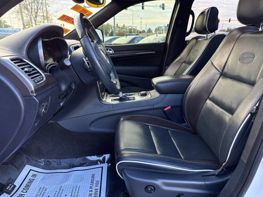 2017 Jeep Grand Cherokee Image 34