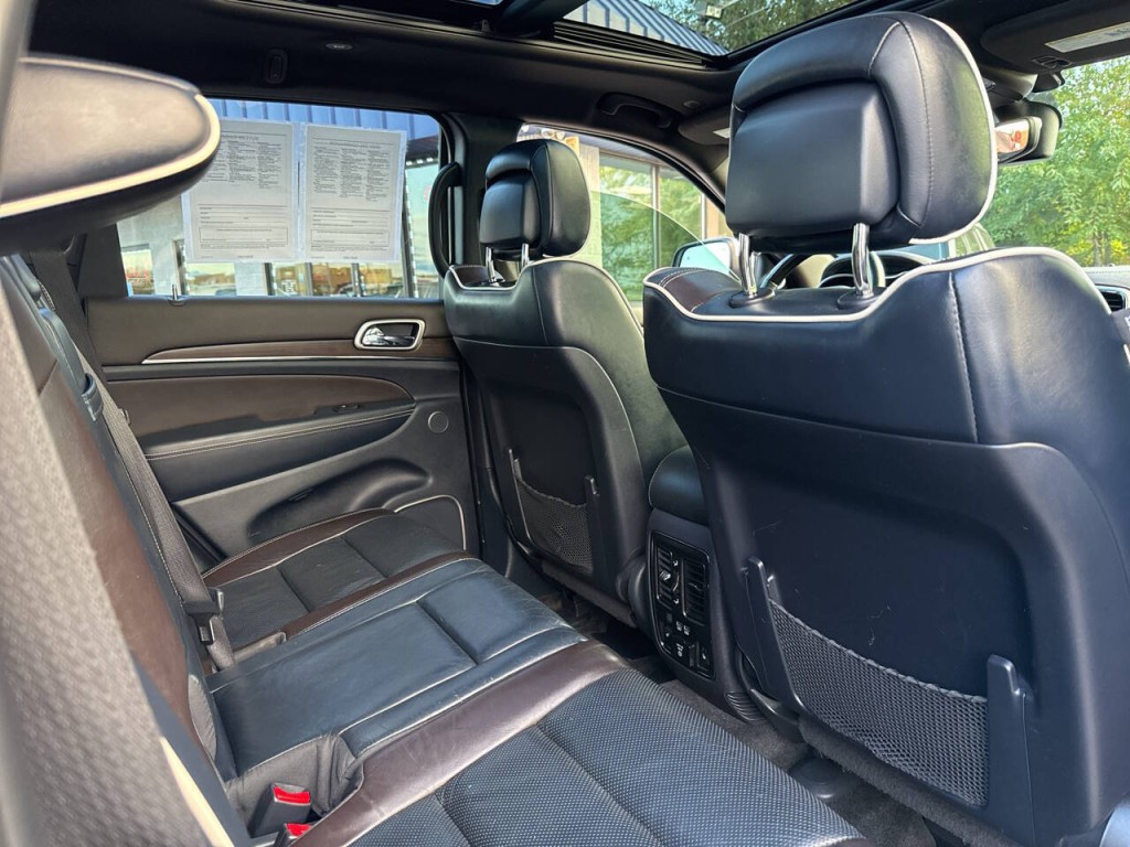 2017 Jeep Grand Cherokee Image 45