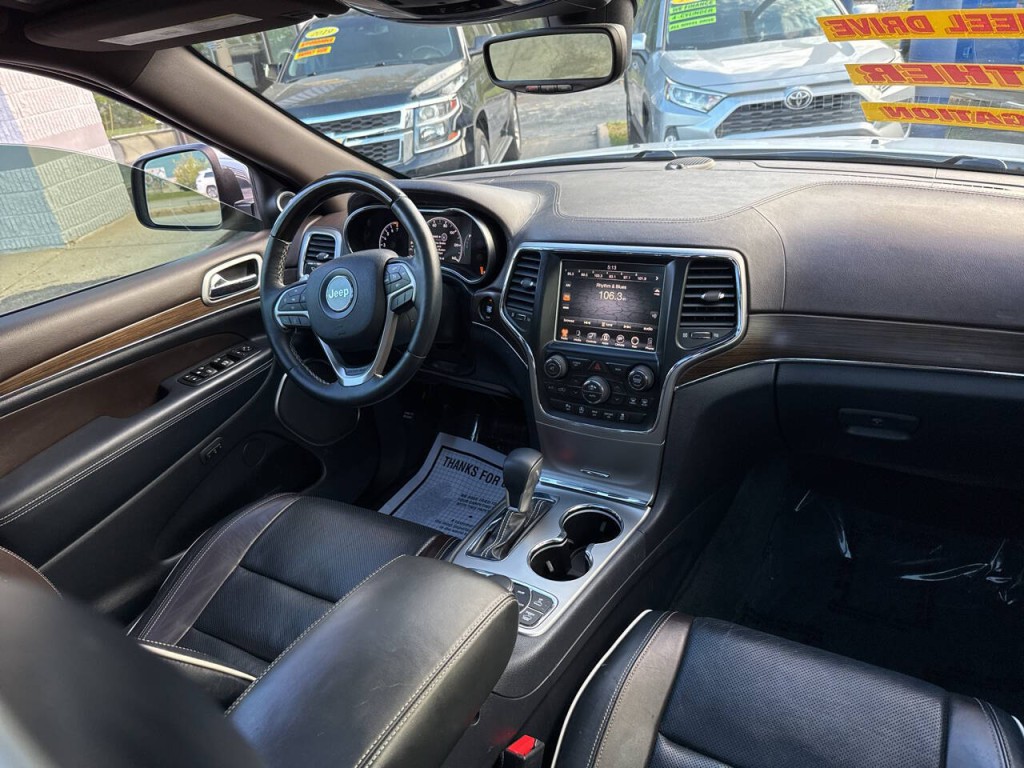 2017 Jeep Grand Cherokee Image 46