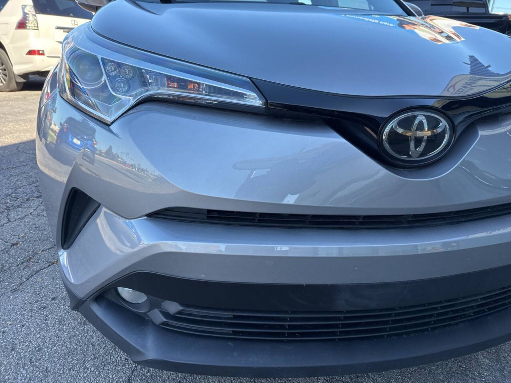 2018 Toyota C-HR Image 8