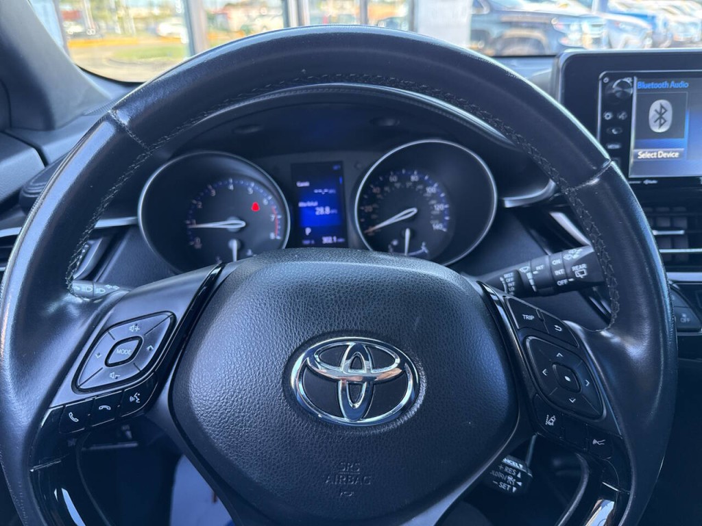 2018 Toyota C-HR Image 19