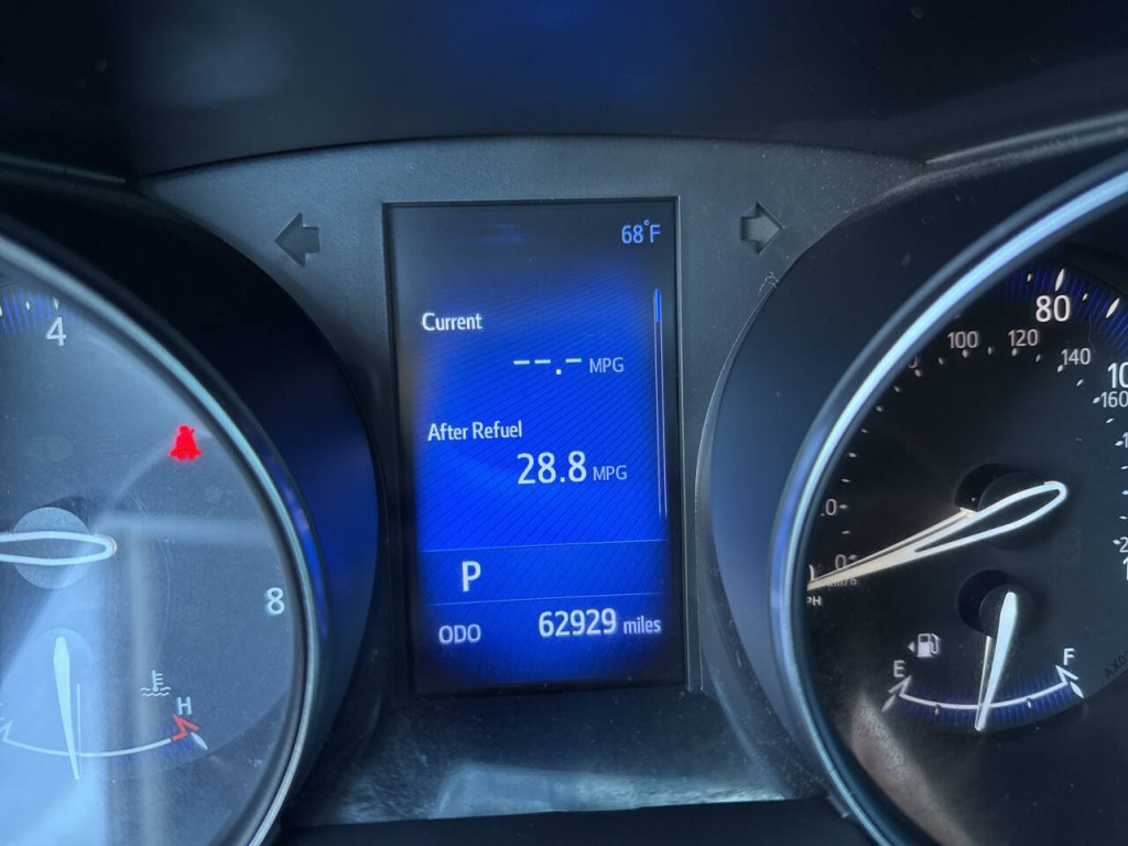 2018 Toyota C-HR Image 24