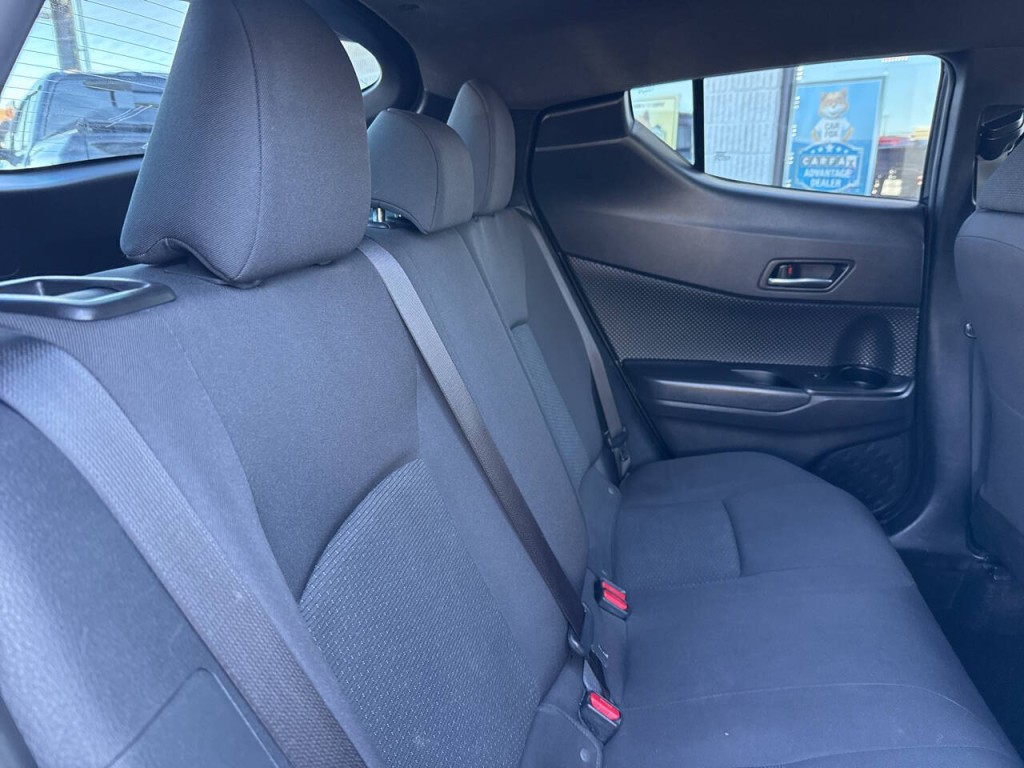 2018 Toyota C-HR Image 41