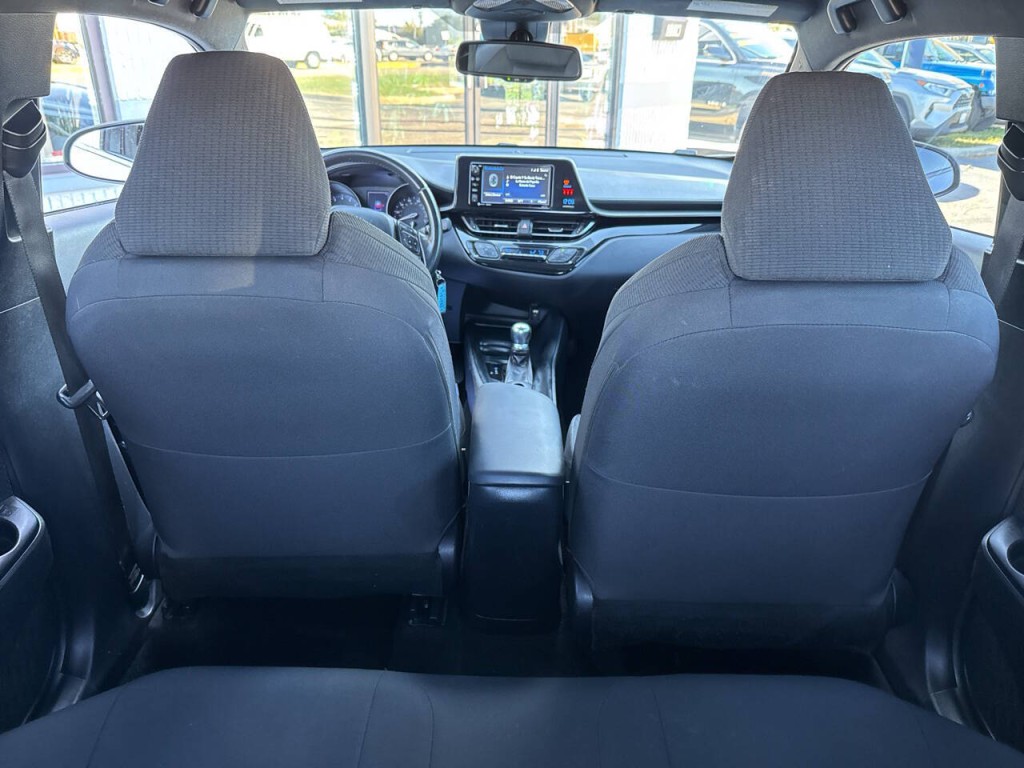 2018 Toyota C-HR Image 45