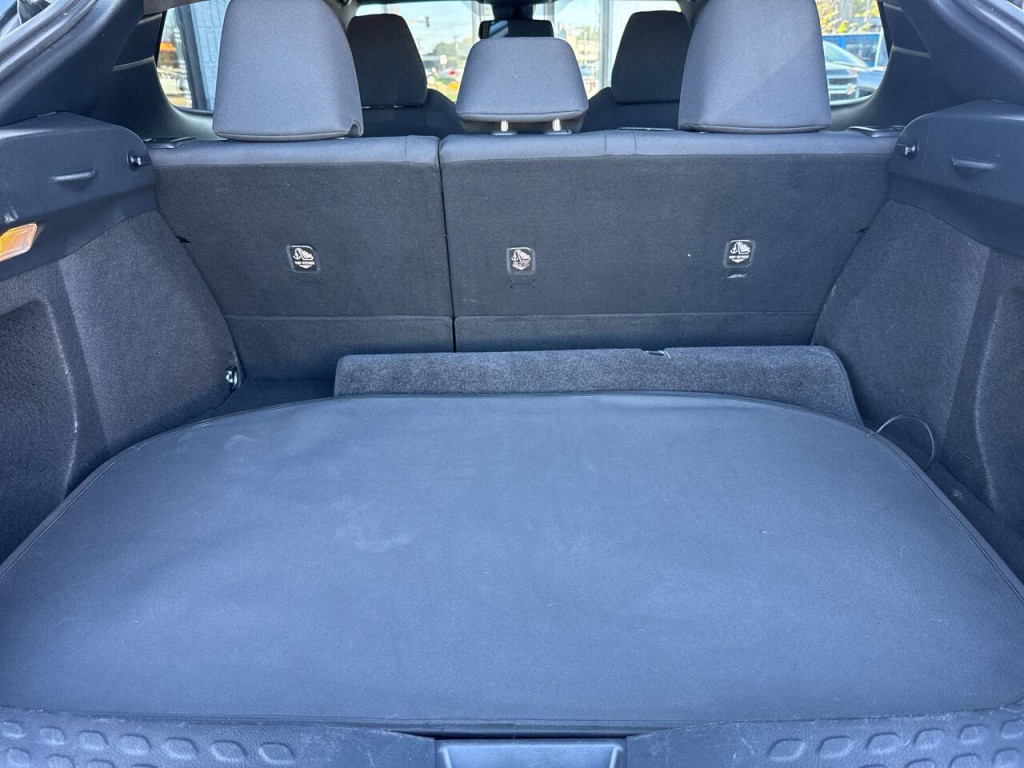 2018 Toyota C-HR Image 46