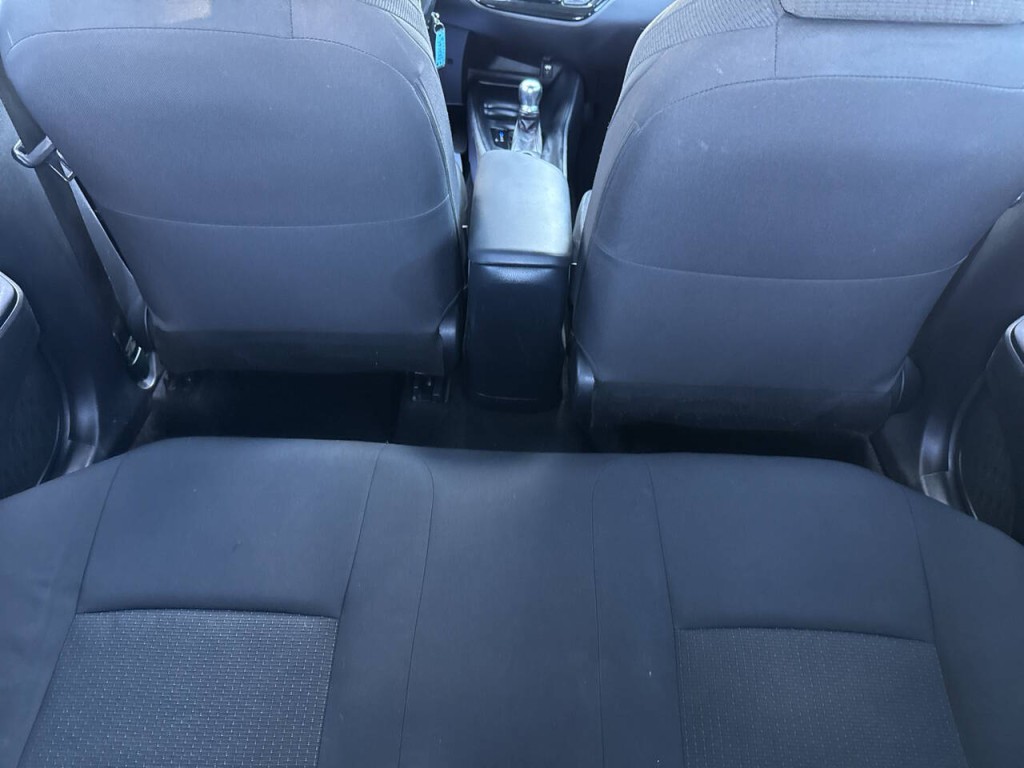 2018 Toyota C-HR Image 47