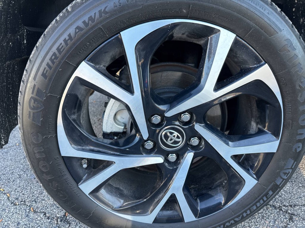 2018 Toyota C-HR Image 49
