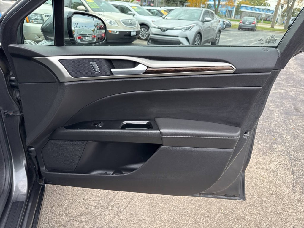 2015 Ford Fusion Image 14