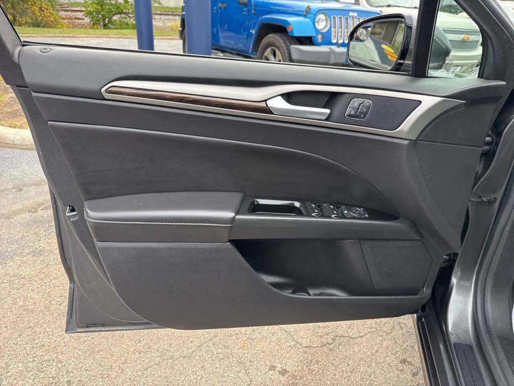 2015 Ford Fusion Image 15