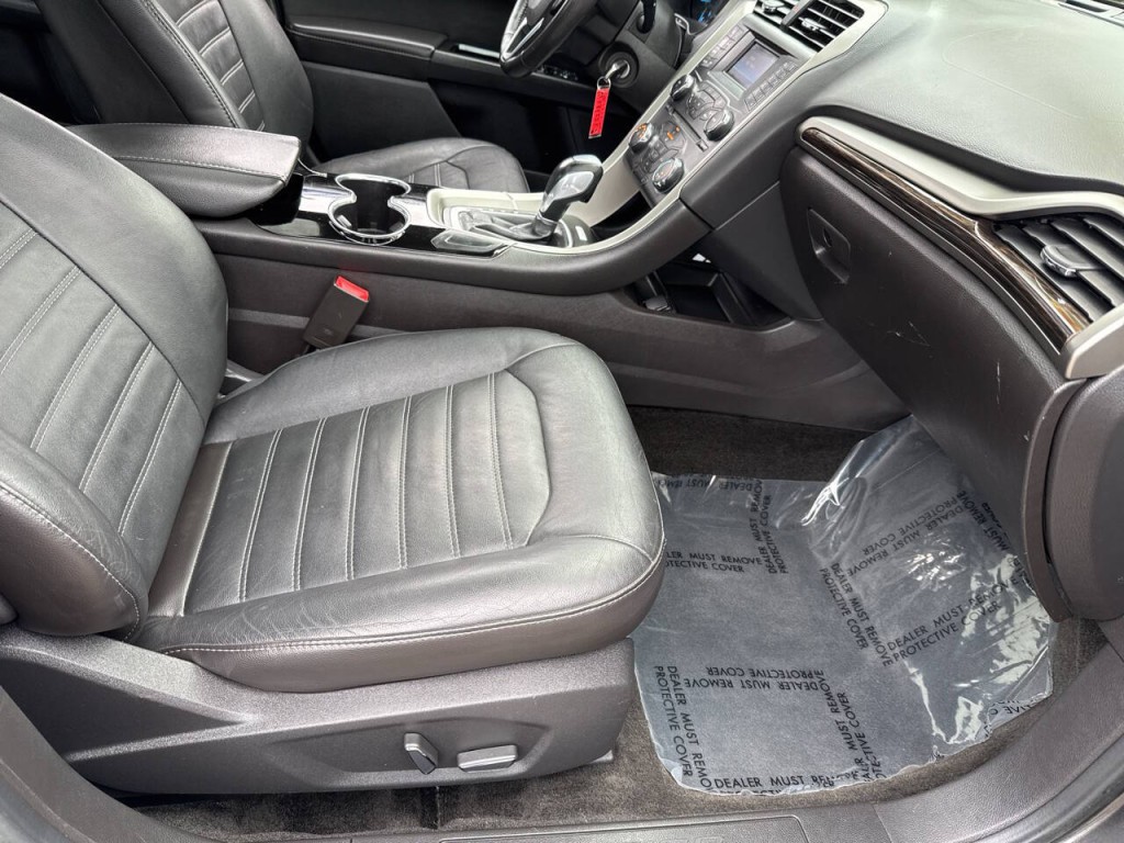 2015 Ford Fusion Image 34