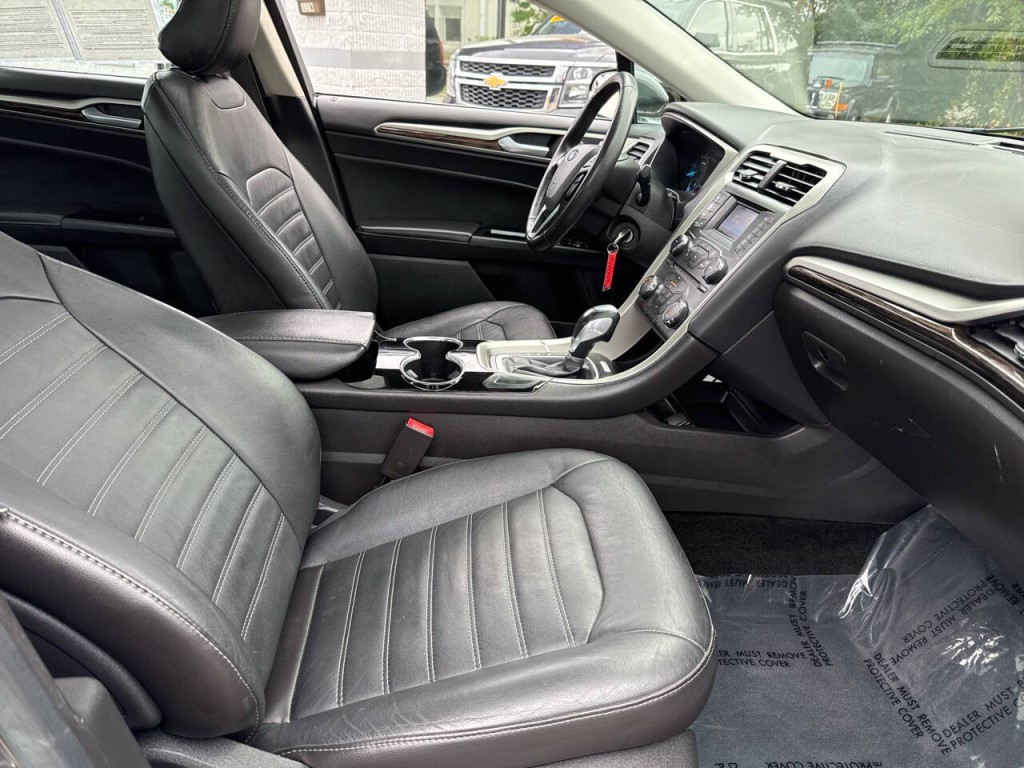 2015 Ford Fusion Image 35